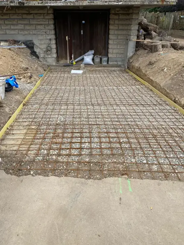 Dalle carrossable : ferraillage avant coulage