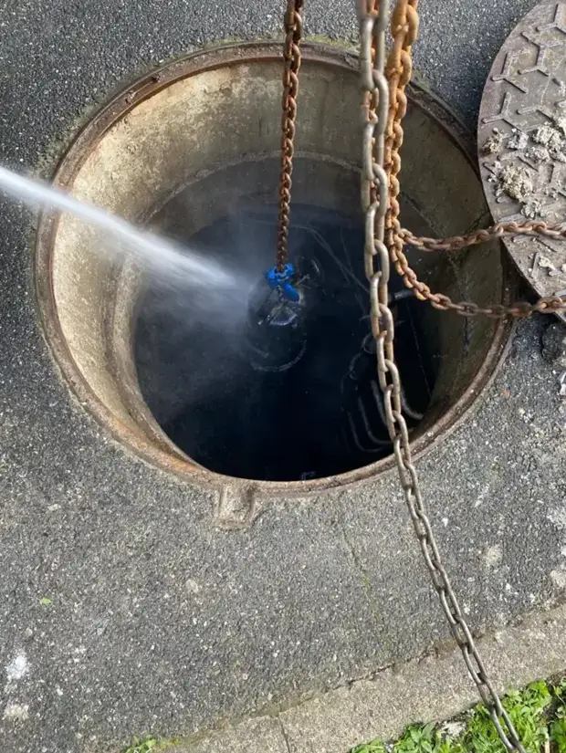 Curage et hydrocurage haute pression